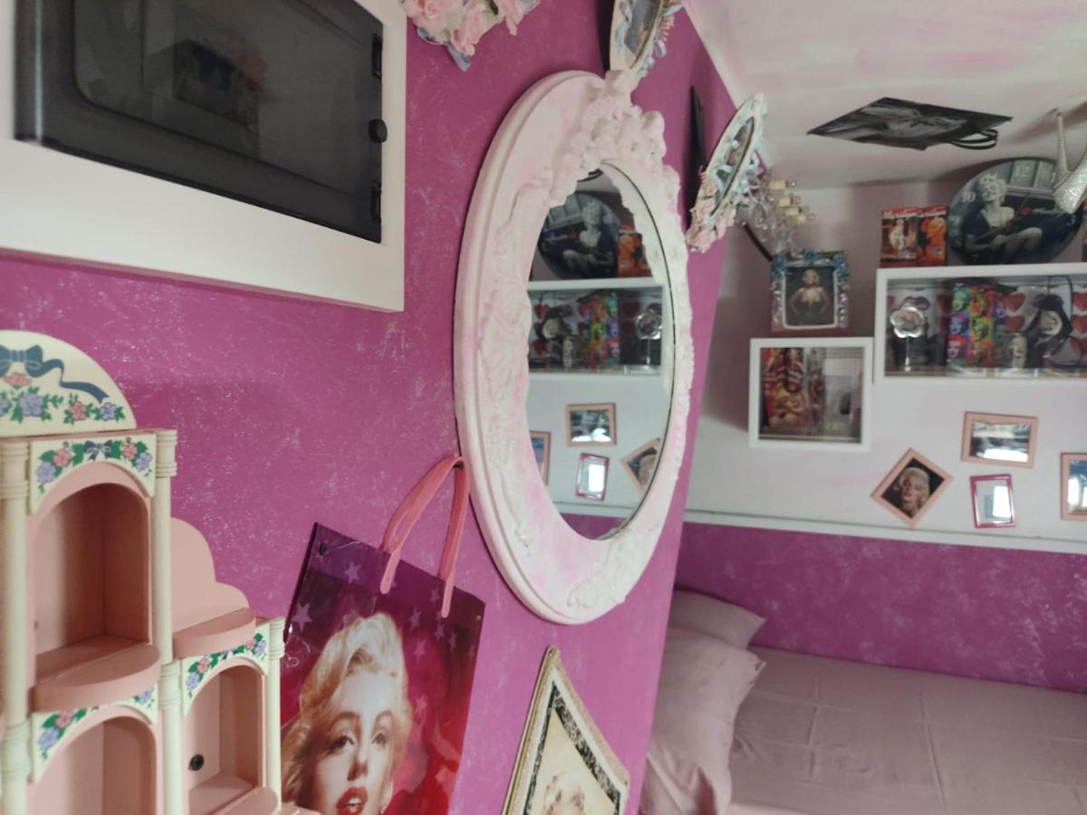 A Room For A Few Hours Or A Few Days คาตาเนีย ภายนอก รูปภาพ